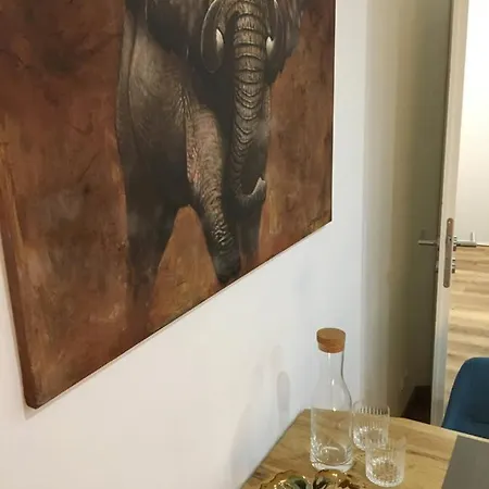 Attraktive Am Rande Von Leipzig An Der A14 Apartment